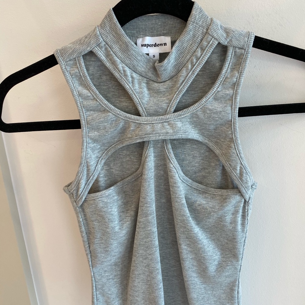 Superdown cut out tank